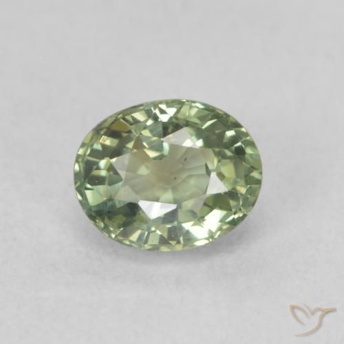 Saphir Vert clair naturelle ovale, 0.69 ct, VS