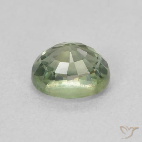 Saphir Vert clair naturelle ovale, 0.69 ct, VS