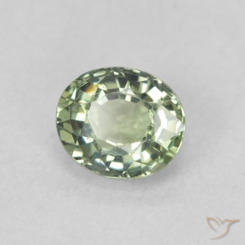 Saphir Vert terreux naturelle ovale, 0.58 ct, VVS