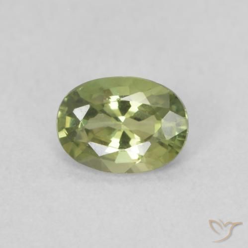 0.37ct Naturel Olive verte Saphir, ovale, VVS
