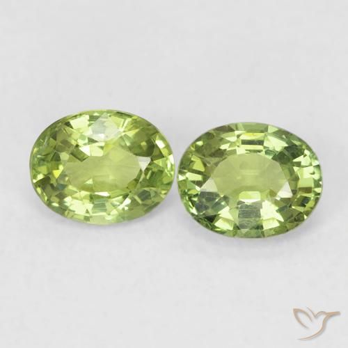 Shop natural 0.80ct Vert forêt léger Saphir gems, ovale, from Madagascar at GemSelect. In stock, global shipping!