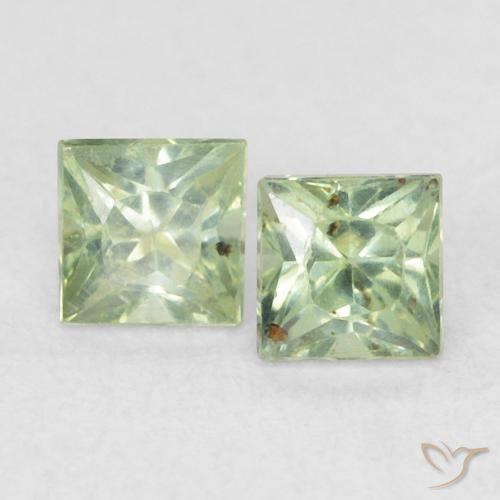 0.47ctw Naturel Vert moyen Saphir, Carré, VS