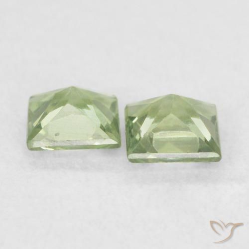 Shop natural 0.36ct Vert sauge très clair Saphir gems, Carré, from Tanzanie at GemSelect. In stock, global shipping!