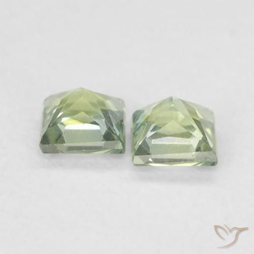 Shop natural 0.39ct Vert forêt léger Saphir gems, Carré, from Tanzanie at GemSelect. In stock, global shipping!