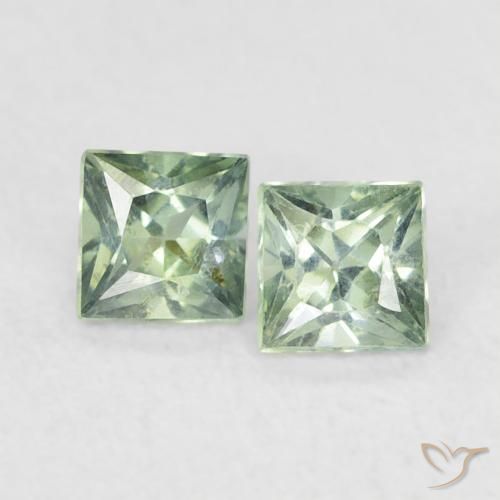 0.44ctw Naturel Medium Light-Green Saphir, Carré, VS