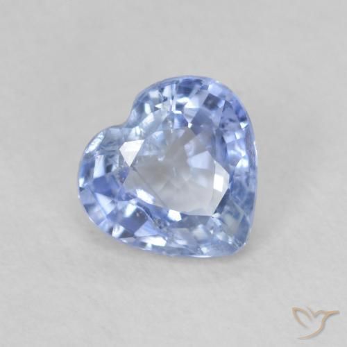 Saphir Bleu clair naturelle Cœur, 0.69 ct, VS