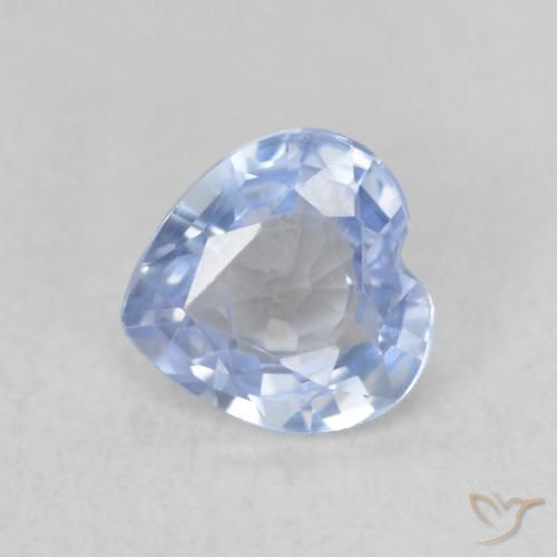 Saphir Bleu clair naturelle Cœur, 0.59 ct, VVS-VS