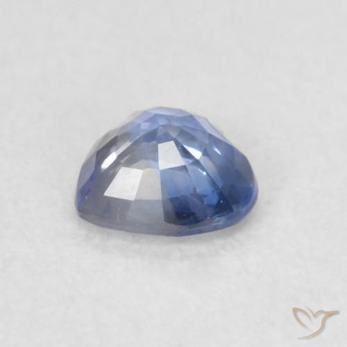 Saphir Bleu foncé moyen naturelle Cœur, 0.36 ct, VVS-VS