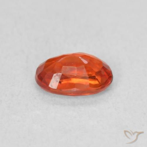 Saphir Orange chaud naturelle ovale, 0.62 ct, VS