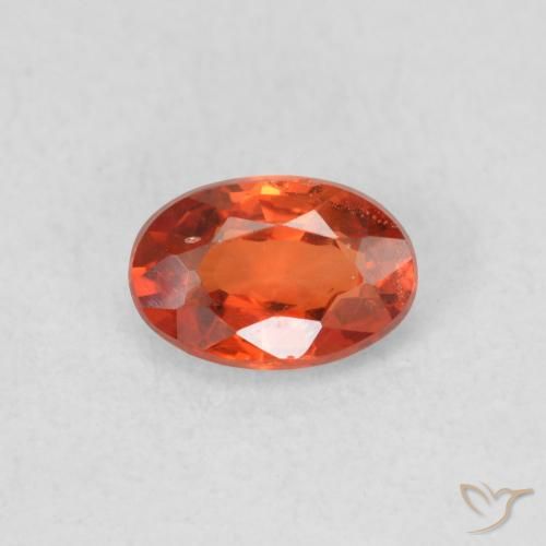 0.56ct Naturel Orange chaud Saphir, ovale, VS