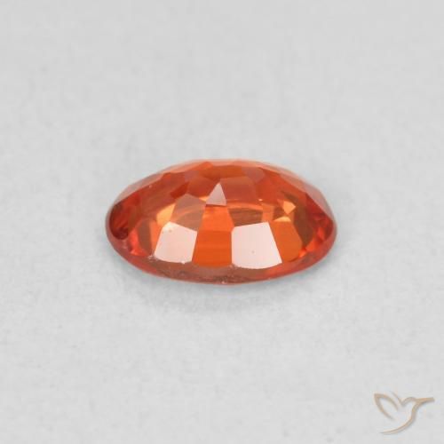 Saphir Orange chaud naturelle ovale, 0.51 ct, VVS-VS
