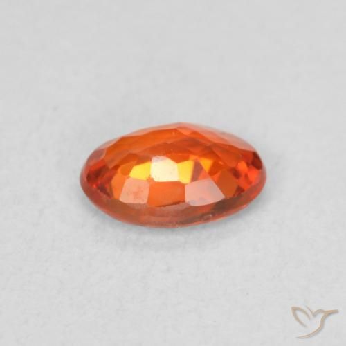 Saphir Orange chaud naturelle ovale, 0.57 ct, VS