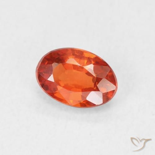 Saphir Ambre orange naturelle ovale, 0.68 ct, VVS-VS