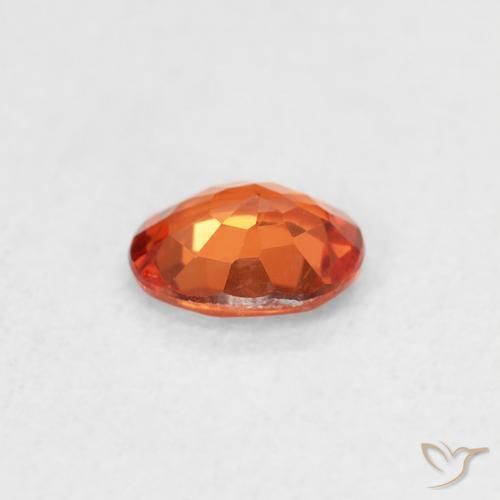 Saphir Orange feu naturelle ovale, 0.49 ct, VS