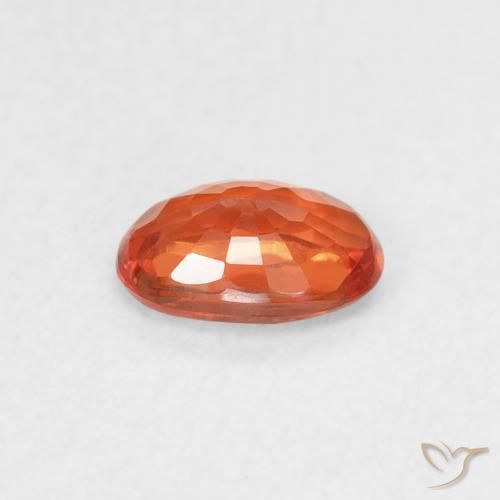 Saphir Orange moyen naturelle ovale, 0.63 ct, VS