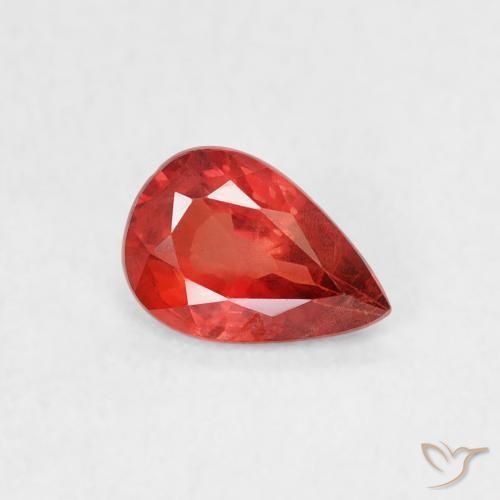 Saphir Rouge cramoisi vif naturelle En forme de poire, 0.48 ct, VS