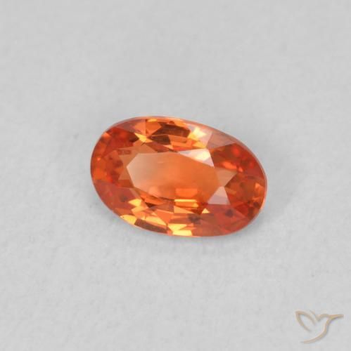 Saphir Orange rougeâtre naturelle ovale, 0.53 ct, VVS-VS