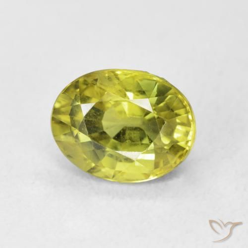 Saphir Vert chaud et terreux naturelle ovale, 2.65 ct, VVS-VS