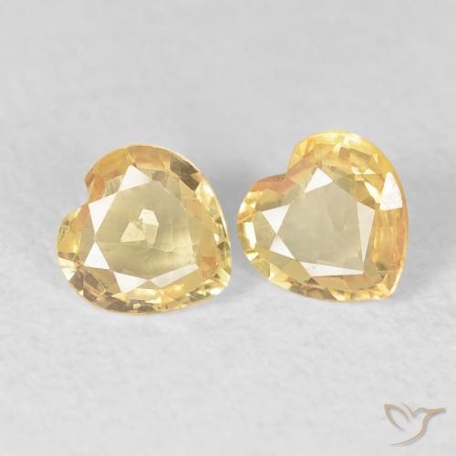 Shop natural 0.73ct Doré léger Saphir gems, Cœur, from Mozambique at GemSelect. In stock, global shipping!