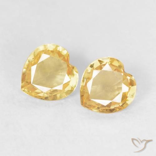 Shop natural 0.78ct Doré Saphir gems, Cœur, from Mozambique at GemSelect. In stock, global shipping!