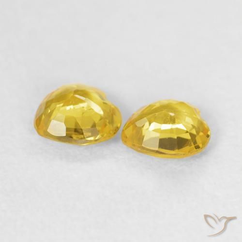 Shop natural 0.73ct Jaune Saphir gems, Cœur, from Mozambique at GemSelect. In stock, global shipping!