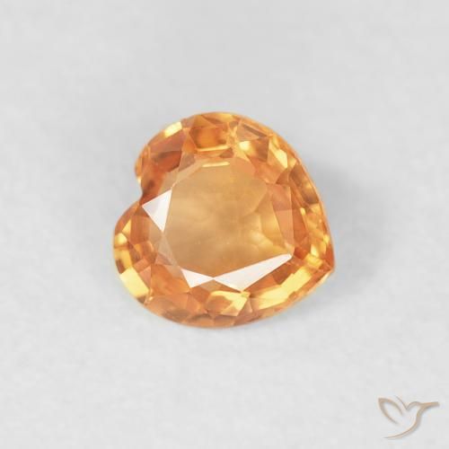 Saphir Orange vif naturelle Cœur, 0.39 ct, VVS-VS