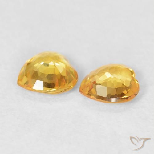 Shop natural 0.72ct Doré moyen Saphir gems, Cœur, from Mozambique at GemSelect. In stock, global shipping!