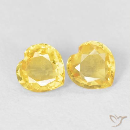 Shop natural 0.75ct Jaune moyen Saphir gems, Cœur, from Mozambique at GemSelect. In stock, global shipping!