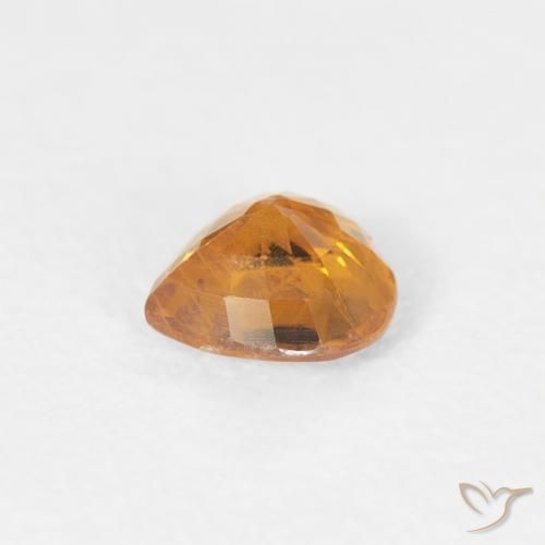 Saphir Orange moyen naturelle Cœur, 0.37 ct, VS-SI