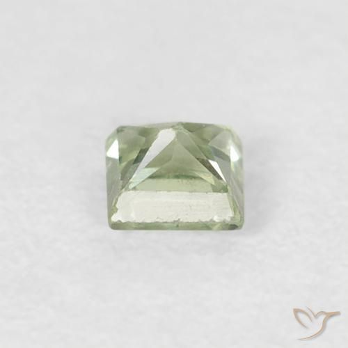 Saphir Vert forêt léger naturelle Carré, 0.20 ct, VS