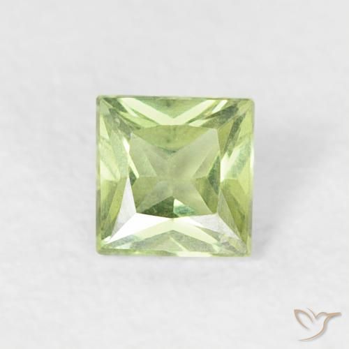 0.20ct Naturel Vert jaune léger Saphir, Carré, VS