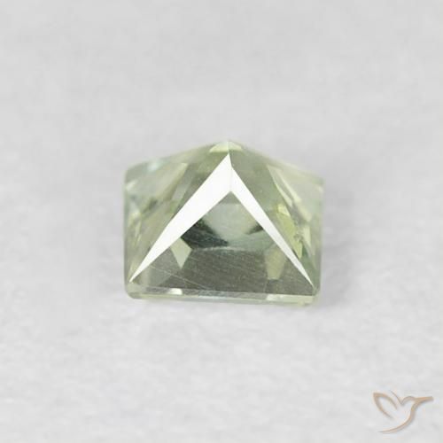 Saphir Vert sauge très clair naturelle Carré, 0.18 ct, VVS