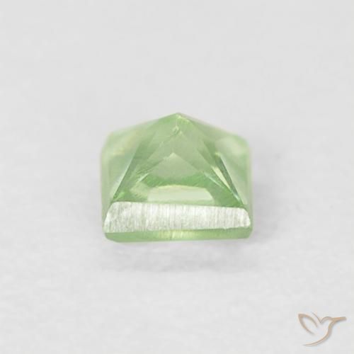 Saphir Vert moyen naturelle Carré, 0.23 ct, VS