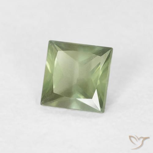 Saphir Vert forêt léger naturelle Carré, 0.29 ct, VS