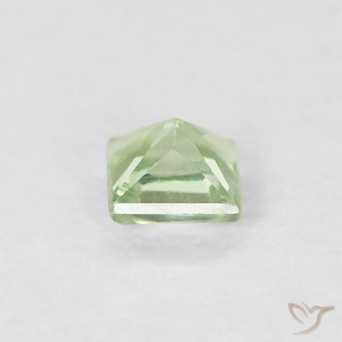 Saphir Vert très clair naturelle Carré, 0.20 ct, VS