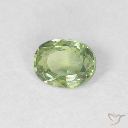 Saphir Vert chaud naturelle ovale, 0.24 ct, VVS-VS