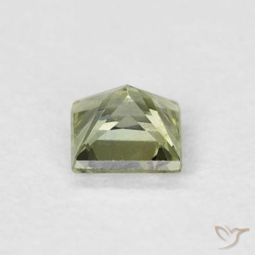 Saphir Vert moyen naturelle Carré, 0.43 ct, VS