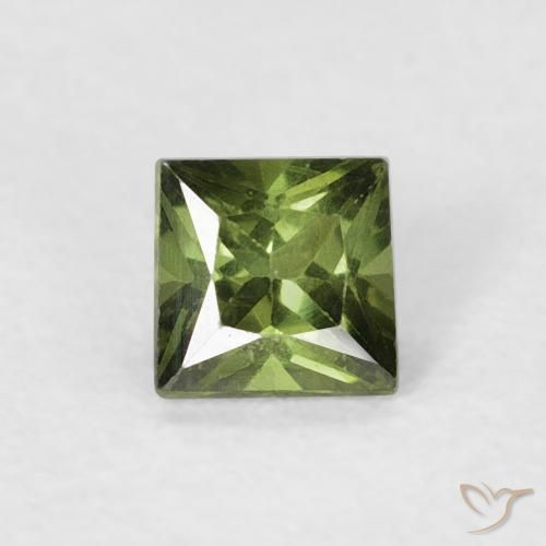 0.38ct Naturel Medium Dark-Green Saphir, Carré, VS