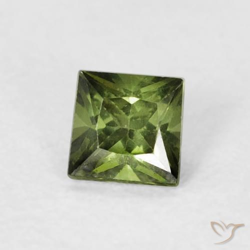 Saphir Medium Dark-Green naturelle Carré, 0.38 ct, VS