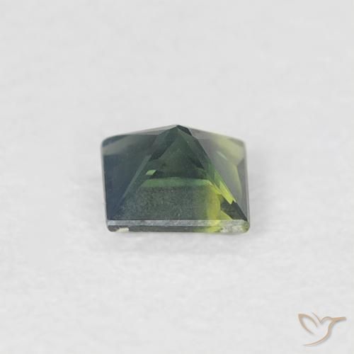Saphir Vert moyen naturelle Carré, 0.28 ct, VVS-VS