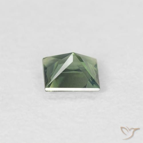 Saphir Medium Light Green naturelle Carré, 0.27 ct, VVS-VS