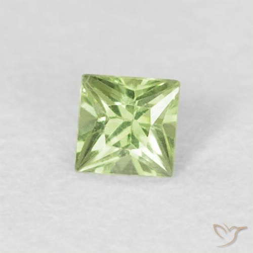 Saphir Vert vif et léger naturelle Carré, 0.19 ct, VVS-VS