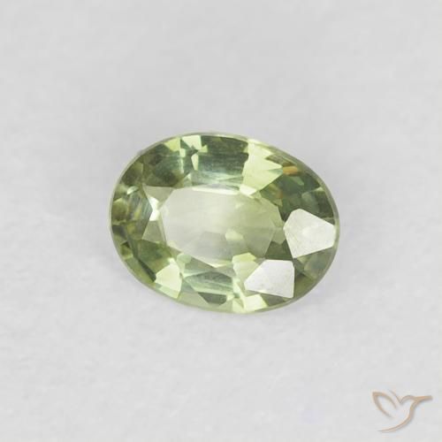 Saphir Vert jaunâtre naturelle ovale, 0.27 ct, VVS-VS