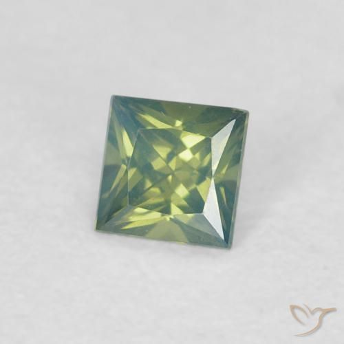 Saphir Vert foncé naturelle Carré, 0.30 ct, VVS-VS