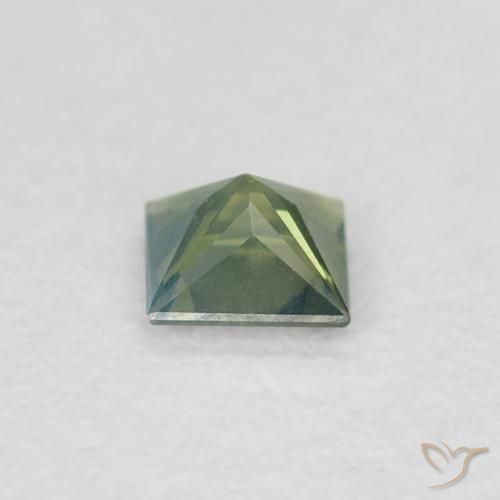 Saphir Vert foncé naturelle Carré, 0.30 ct, VVS-VS