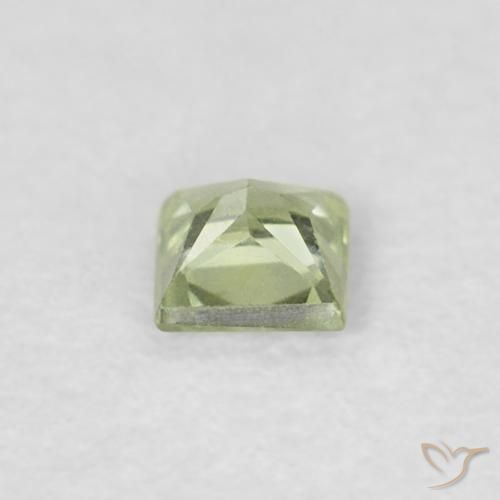 Saphir Vert poire pâle naturelle Carré, 0.17 ct, VVS
