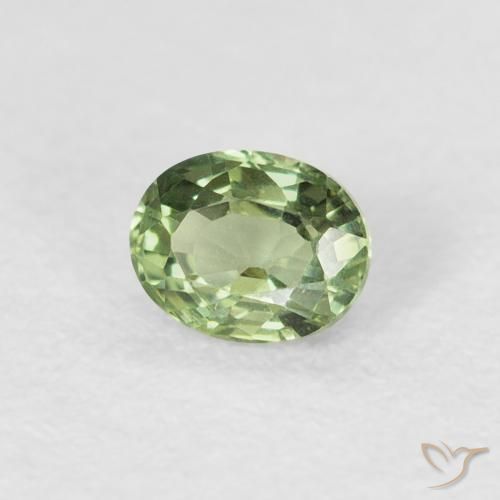 Saphir Vert foncé naturelle ovale, 0.43 ct, VVS