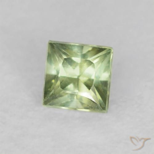 Saphir Vert moyen naturelle Carré, 0.21 ct, VVS-VS