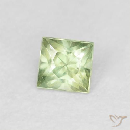 Saphir Vert chaud naturelle Carré, 0.22 ct, VVS-VS