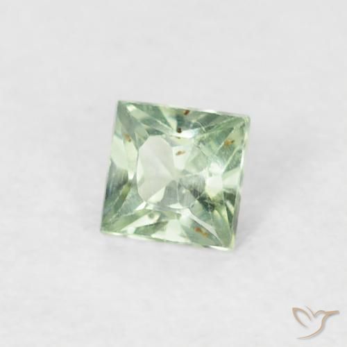 Saphir Vert chaud naturelle Carré, 0.19 ct, VS